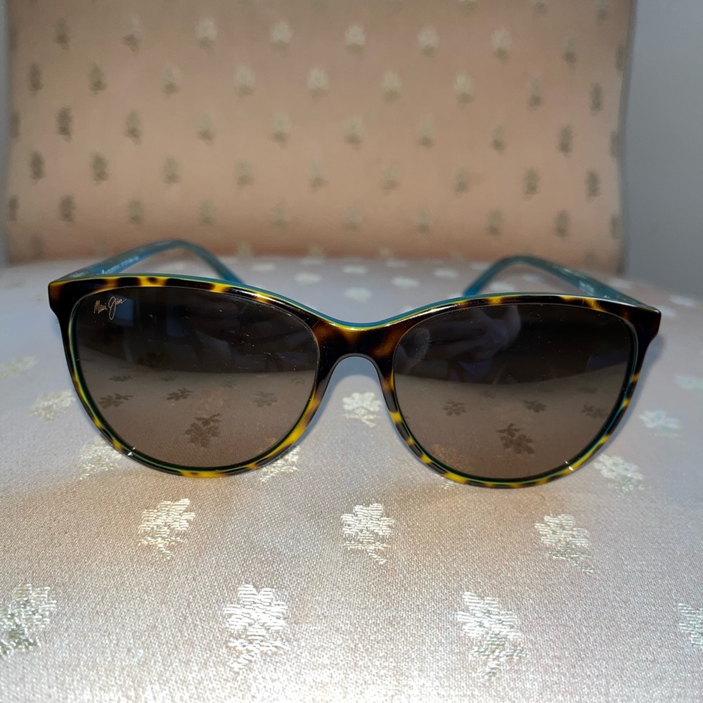 Women’s Maui Jim sunglasses. Model Ocean. Good shape.